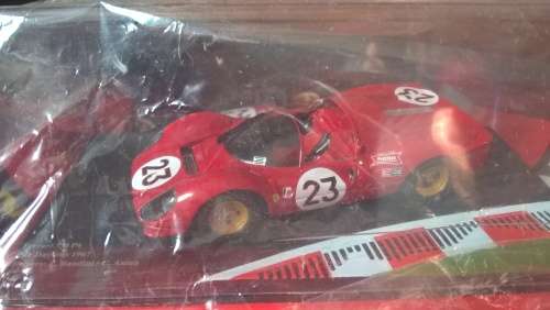 Ferrari Racing Collection with magazine: 330 P4