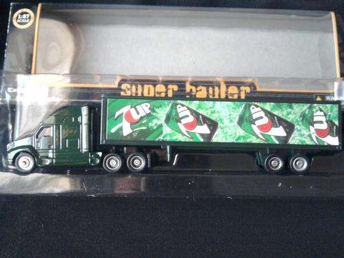 1:87 Super Hauler Kenworth 7UP