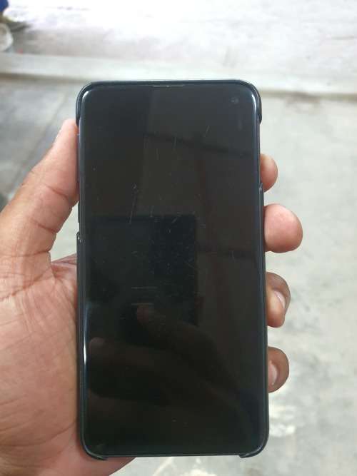 Samsung Galaxy S10e