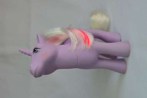 Vintage G1 My Little Pony Unicorn Powder