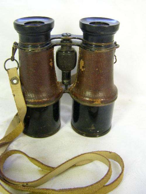WW 2 FIELD GLASSES