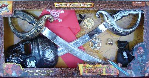 Pirate Lovers (Best Pirate Kit ever)