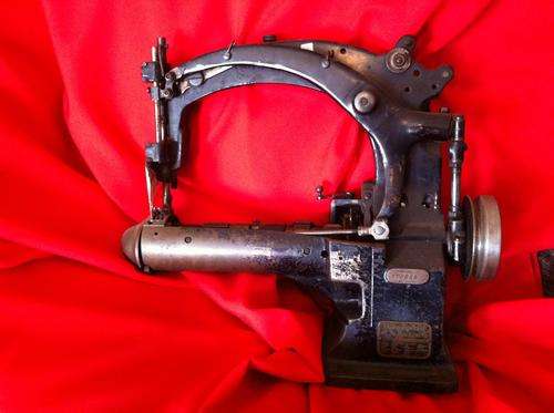 Sewing Machine. Union Special Overlocker! Wow! Rare!
