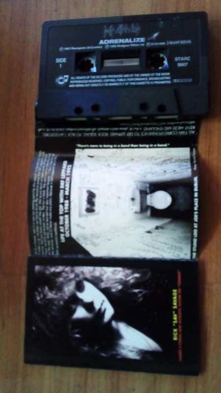 Def Leppard-Adrenalize Tape. vg+