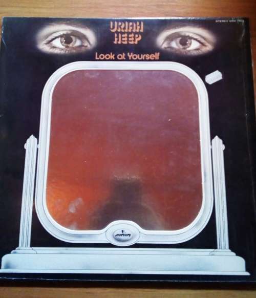 Uriah Heep-Look at Yourself,Sleeve and vinyl vg+
