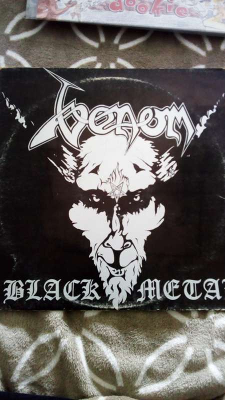 Venom-Black Metal, First Italian press, sleeve vg, vinyl vg+