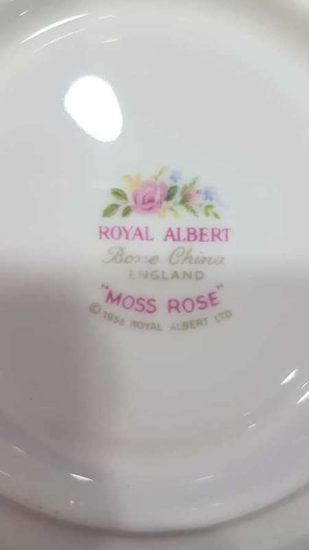 Royal Albert Moss Rose 41 piece tea set