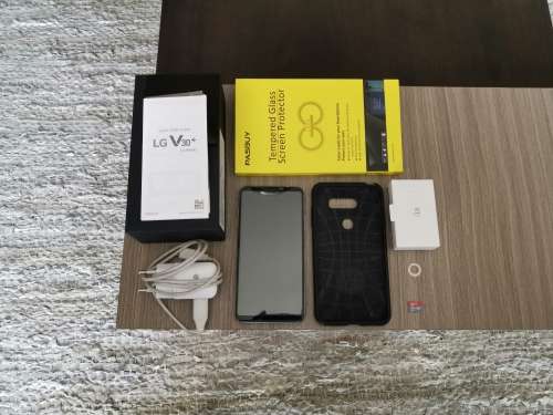 LG V30+ 128GB smartphone with extras
