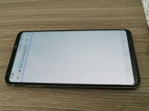 LG V30+ 128GB smartphone with extras