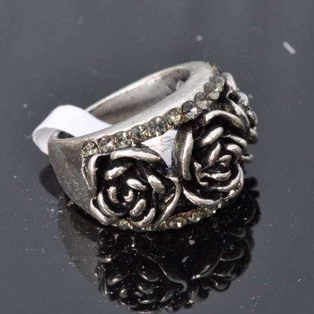 18ctWGP Rose Flower & Diamante Cocktail Ring - Size 9