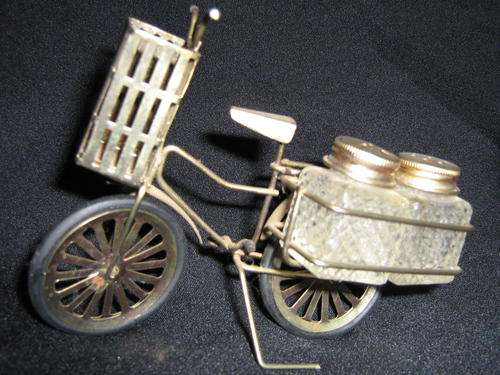 Too Cute Bicycle Salt and Pepper Set
