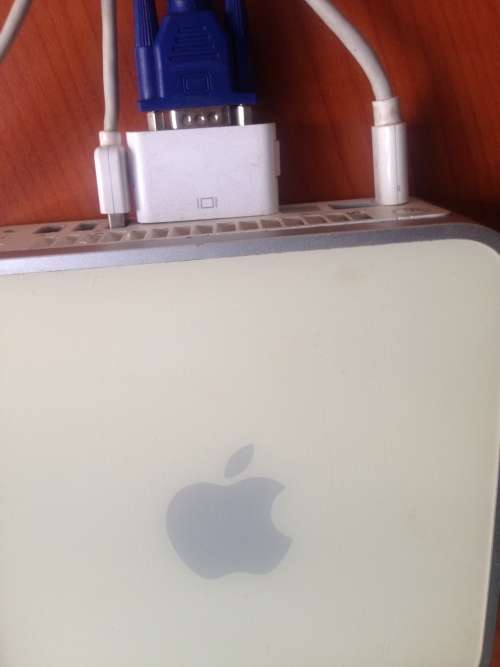 APPLE MAC - mini DESK top computer ( Classic ) Fully functional -