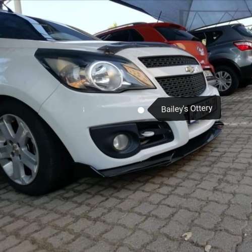 Gloss Black Aggressive Front Spoiler for Chevrolet and Corsa Utility