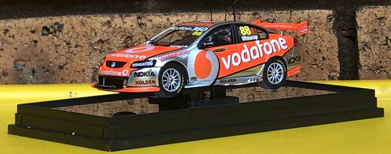Holden Commodore VE Series 2, 2011 V8 Supercars Championship (#88, Jamie Whincup)