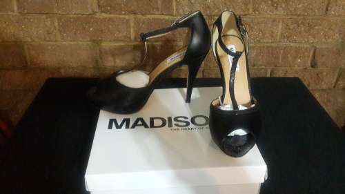 Madison Exclusive Doutzen Heels Black ( UK SIZE 6 ONLY) SALE