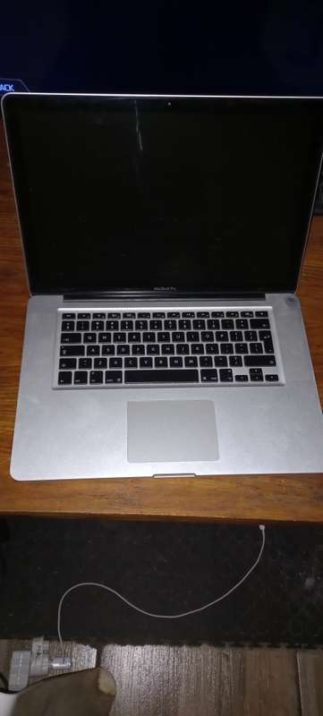 ---READ DESCRIPTION--Macbook pro for Spares
