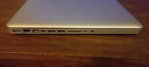 ---READ DESCRIPTION--Macbook pro for Spares