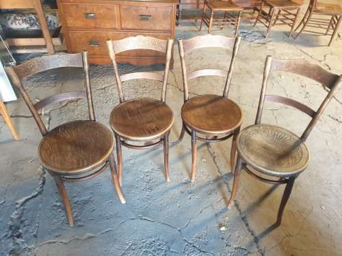 BENTWOOD CHAIRS set of 4