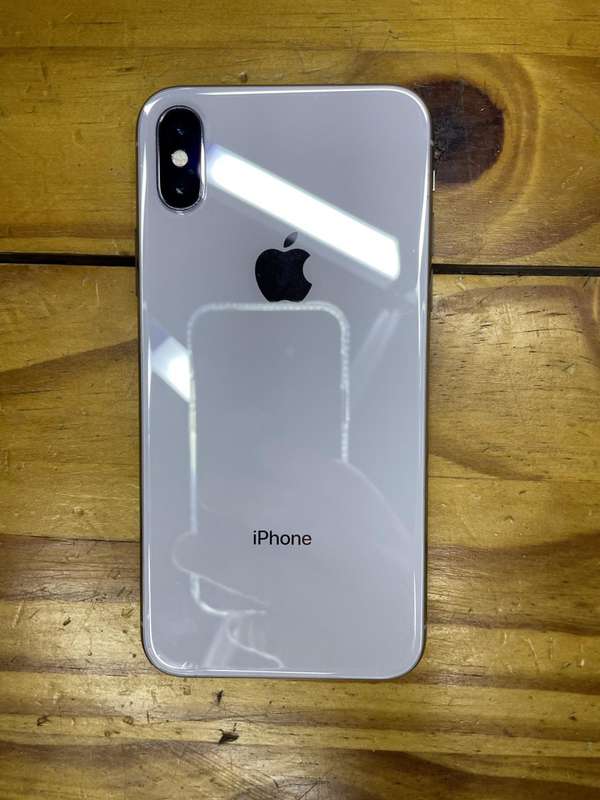 Iphone X (No FaceID)