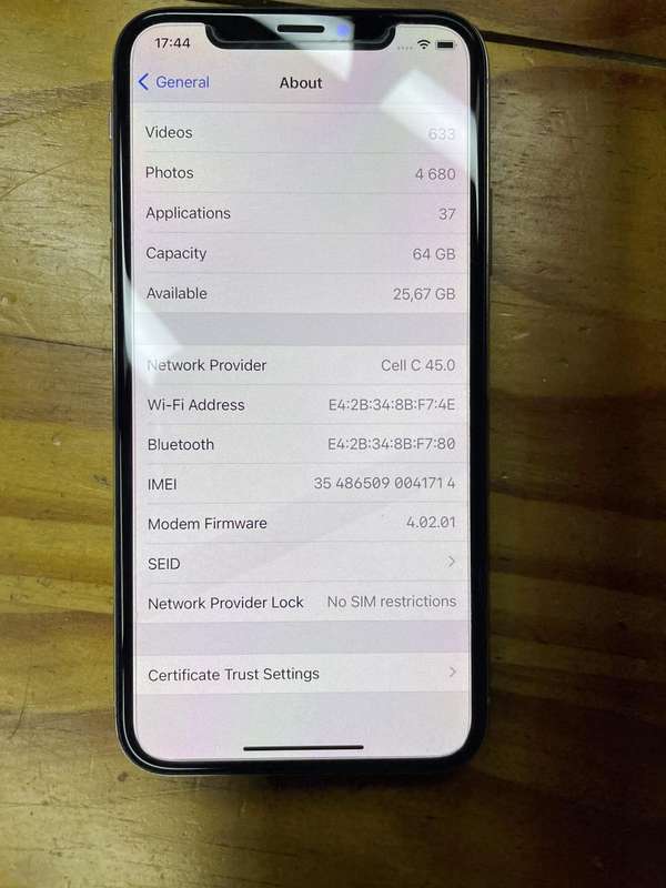 Iphone X (No FaceID)