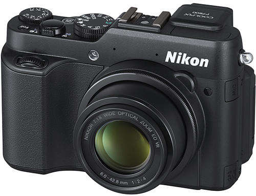 Nikon COOLPIX P7800 12.2 MP with 7.1x Optical Zoom NIKKOR ED Glass Lens and 3-inch Vari-Angle LCD
