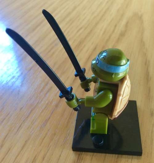 Kids Building Blocks : 6 Pack ''SPECIAL" (5 X Ninja Turtles& 1 X Soldier) version (No 0216E)