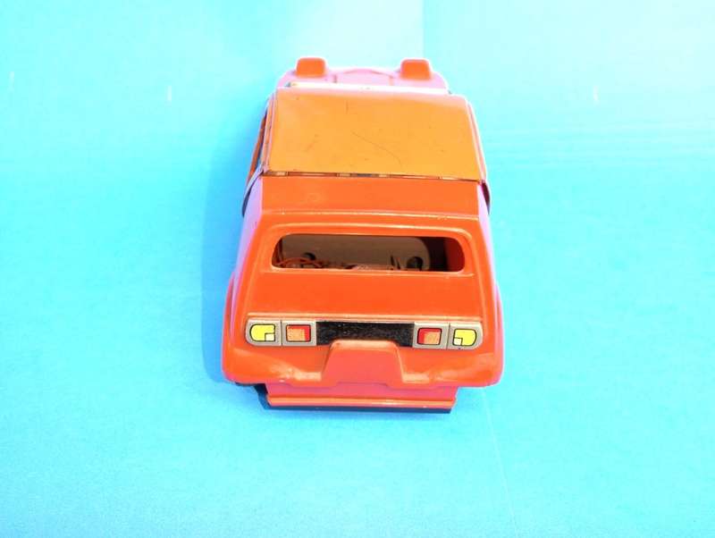 Bandai Bond Bug Tin Toy
