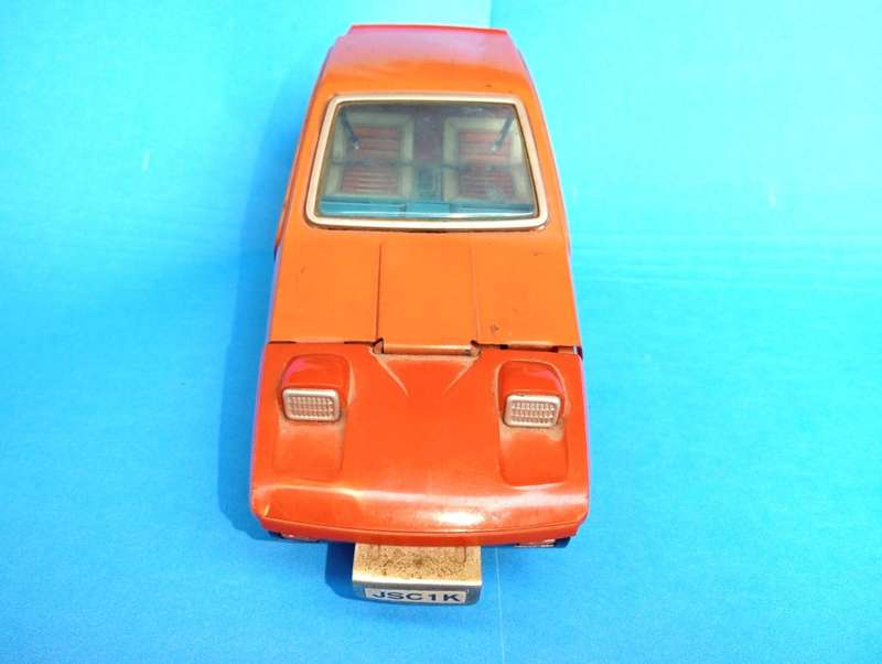 Bandai Bond Bug Tin Toy