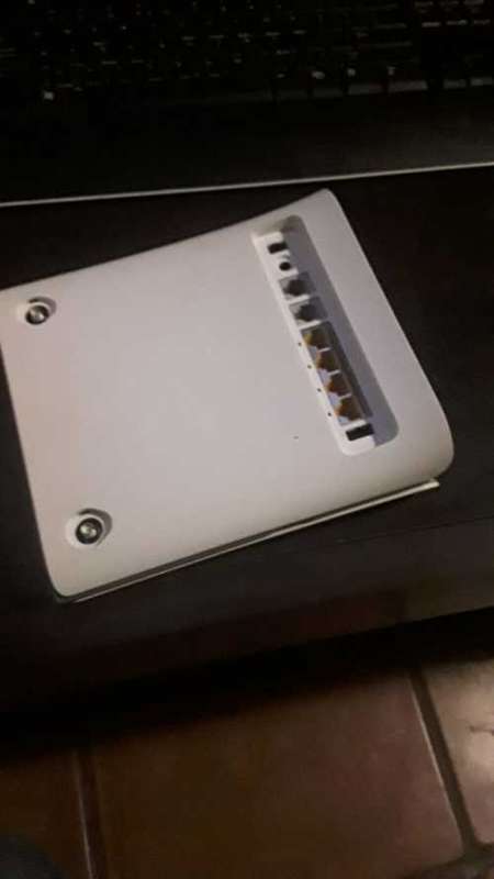 ZTE MF 286F Wireless Router CAT6