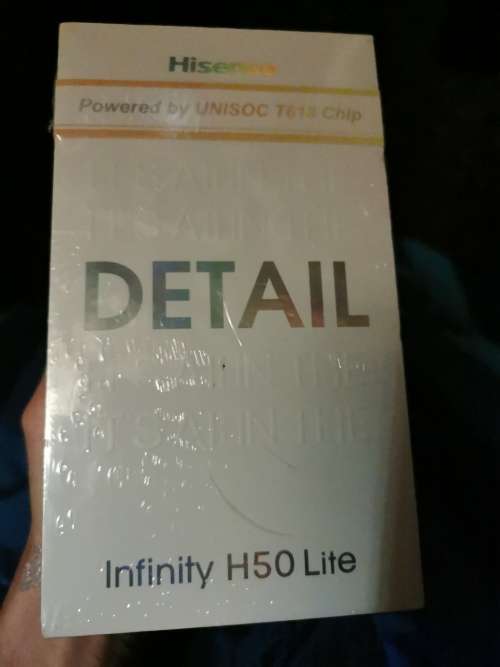 Hisense H50lite Infinity + earpods