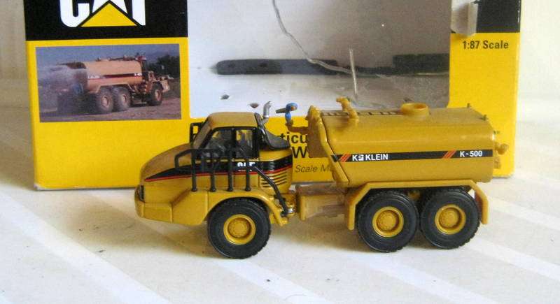 Quick Auction - True 1:87 HO Railway Scale - Norsot 730 Articulated Truck Water Tanker