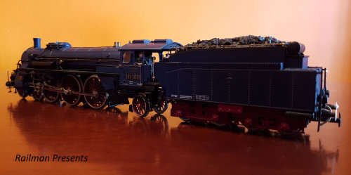 Rare Lilliput Loco V1001 & 5 x Rheingold Coaches