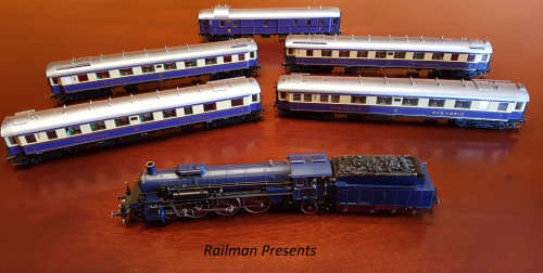 Rare Lilliput Loco V1001 & 5 x Rheingold Coaches