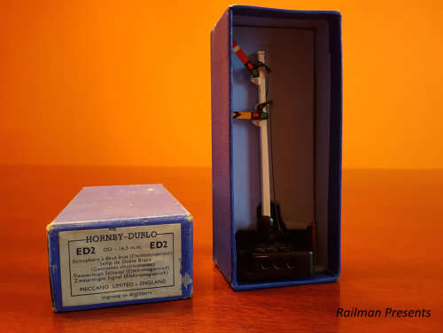 Hornby Dublo Double Arm Electric Signal - Boxed