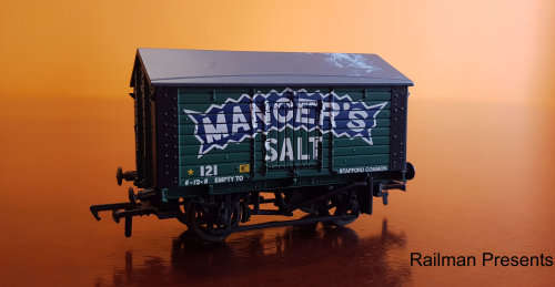 Job Lot - 6 x Bachmann Vintage Branded Vans - OO Gauge