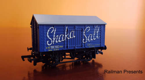 Job Lot - 6 x Bachmann Vintage Branded Vans - OO Gauge