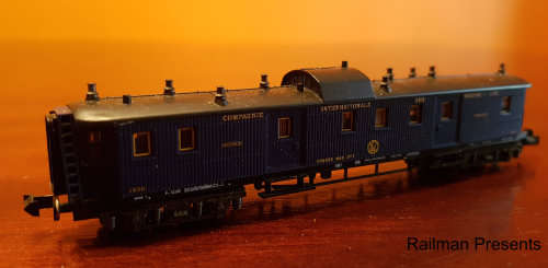 2 x Trix Compagnie Orient Coaches (Job Lot)