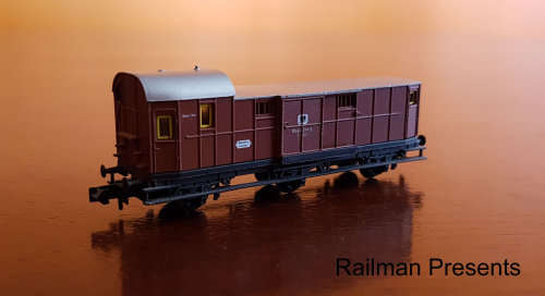 Arnold Freight Van (3 Axle)