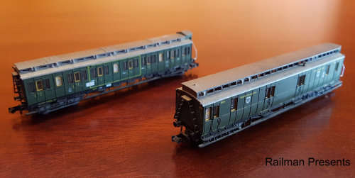 2 x DB Clerestory Type Coaches (Job Lot)