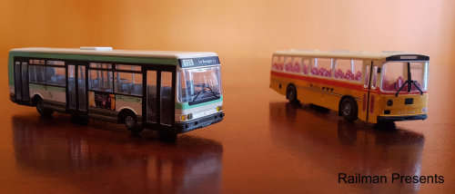 Model Suburban Buses (Job Lot) - HO Gauge