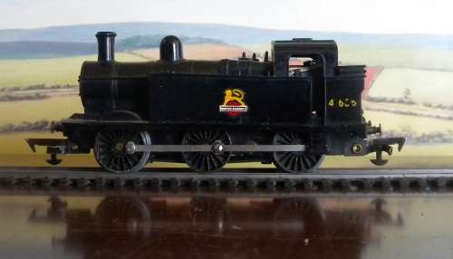 Tri-ang Pannier Tank Loco