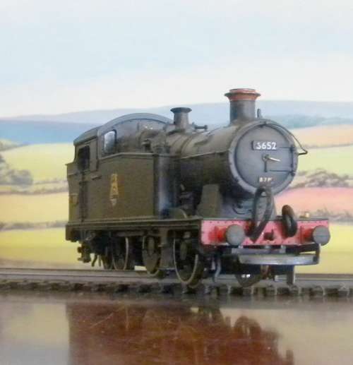 LAST AUCTION OF 2019!! - Mainline Pannier Tank Loco