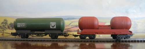 LAST AUCTION OF 2019!! - JOB LOT  - Lima Tankers x 2