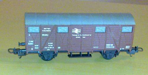 Quick Auction!!!!!!!!  Lima - BR Vented Box Van - HO/OO