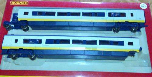 Quick Auction!!! -  Hornby Eurostar  - Divisable Centre Saloon Set -  HO/OO