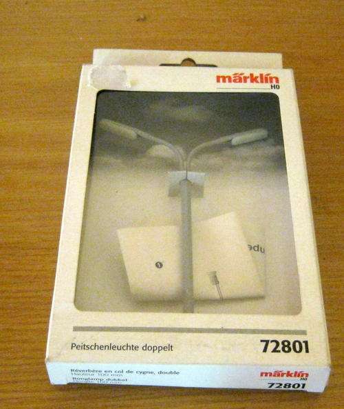 Marklin - Double Street or Yard Lamp- HO/OO