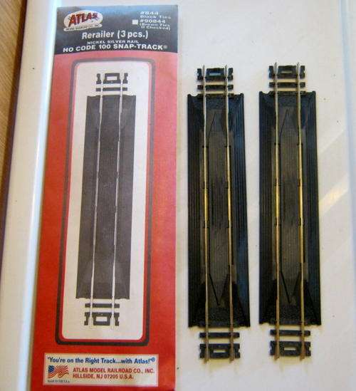 Job Lot - Atlas Re railers x 2 - HO