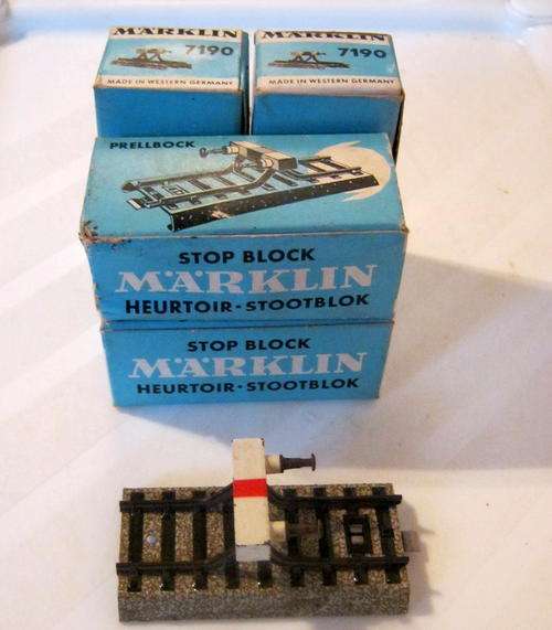 Job Lot - Marklin -M Track manual Buffer Stop x 4 - HO