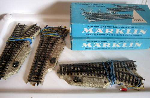 Job Lot Marklin - Electrical R/H Points Part no 5202  -HO