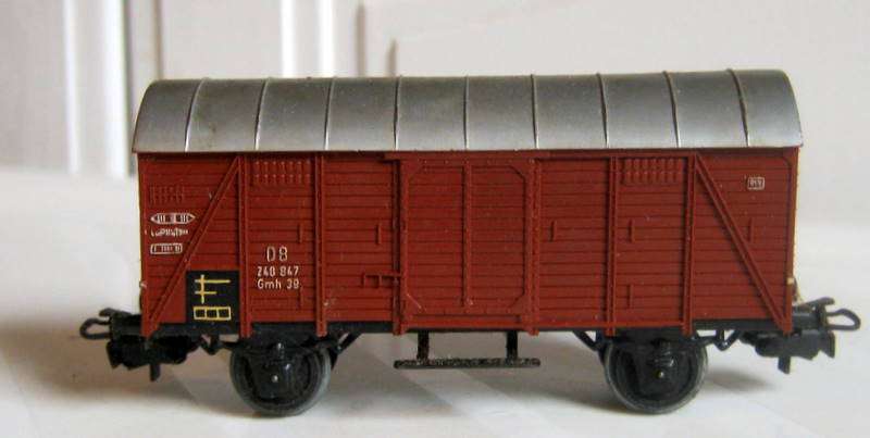 Railroom Clearout!!! Marklin- German DB Box Van- HO